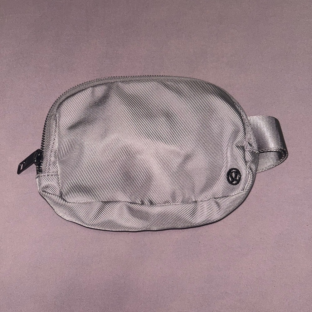 Lululemon Gray belt Bag